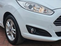 USED 2014 64 FORD FIESTA 1.0 ZETEC 5d 99 BHP FORD FIESTA 1.0 ZETEC 5d 99 BHP