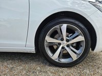 USED 2017 17 PEUGEOT 308 1.2 PURETECH S/S ALLURE 5d 130 BHP PEUGEOT 308 1.2 PURETECH S/S ALLURE 5d 130 BHPblu