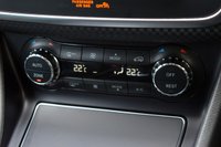 USED 2016 16 MERCEDES-BENZ A-CLASS A200d SPORT 7G-TRONIC AUTO 5 DOOR 134 BHP Garmin Navigation / Reverse Camera