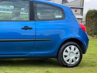 USED 2005 55 RENAULT CLIO 1.6 EXPRESSION 16V 3d 111 BHP 