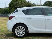 USED 2012 12 VAUXHALL ASTRA 2.0 ELITE CDTI S/S 5d 163 BHP 