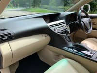 USED 2012 12 LEXUS RX 3.5 450H ADVANCE SUN ROOF 5d 295 BHP HUGE SPEC 2012 LEXUS RX 450H - HYBRID - AUTOMATIC - 4X4 - SUV - 2 FORMER KEEPERS - MAIN DEALER SERVICE HISTORY - PREMIUM LEATHER - ELEC SUNROOF - COST NEW IN EXCESS OF &pound;50K