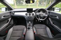 USED 2015 15 MERCEDES-BENZ CLA 180 (122) AMG Sport 4dr [Map Pilot] 6 Speed Manual Euro 6 (Navigation, AMG Sports Body Styling, Reverse Camera) !! NATIONWIDE DELIVERY AVAILABLE !!