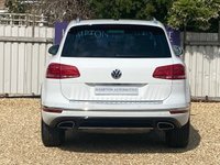 USED 2015 P VOLKSWAGEN TOUAREG 3.0 V6 R-LINE TDI BLUEMOTION TECHNOLOGY 5d 259 BHP 