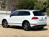 USED 2015 P VOLKSWAGEN TOUAREG 3.0 V6 R-LINE TDI BLUEMOTION TECHNOLOGY 5d 259 BHP 