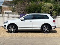 USED 2015 P VOLKSWAGEN TOUAREG 3.0 V6 R-LINE TDI BLUEMOTION TECHNOLOGY 5d 259 BHP 