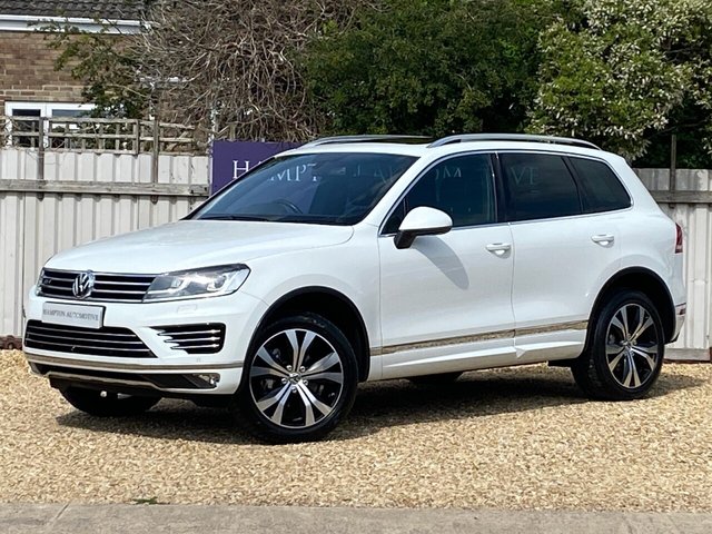 2015 P Volkswagen Touareg 3.0 V6 R-LINE TDI BLUEMOTION TECHNOLOGY 5d 259 BHP
