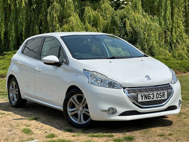 2013 63 Peugeot 208 1.6 E-HDI ALLURE FAP 5d 92 BHP