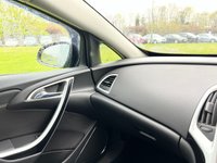 USED 2012 62 VAUXHALL ASTRA GTC 2.0 SRI CDTI S/S 3d 162 BHP 