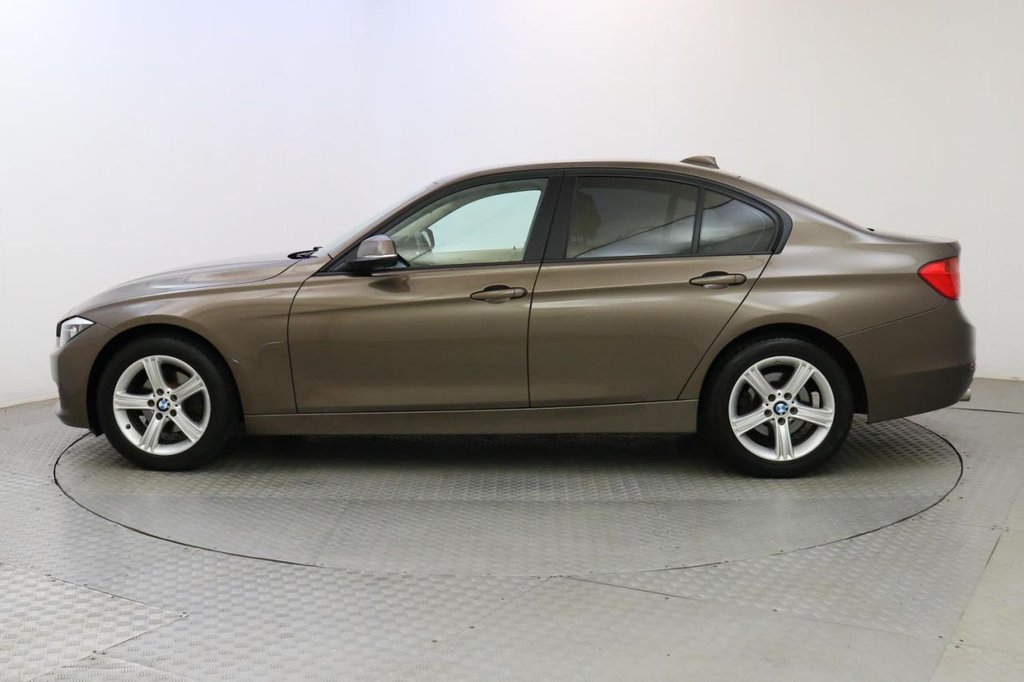 USED 2014 55 BMW 3 SERIES 2.0 318D SE 4d 141 BHP 