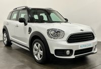 USED 2017 17 MINI COUNTRYMAN 2.0 COOPER D 5d 148 BHP Mini Countryman 2.0 Cooper D Striking high gloss white, Media pack, Part leather, Heated seats