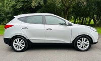USED 2012 12 HYUNDAI IX35 2.0 PREMIUM CRDI 4WD 5d 134 BHP PANORAMIC SUNROOF 4WD BLUETOOTH HEATED FRONT SEATS
