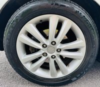 USED 2012 12 HYUNDAI IX35 2.0 PREMIUM CRDI 4WD 5d 134 BHP PANORAMIC SUNROOF 4WD BLUETOOTH HEATED FRONT SEATS