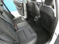 USED 2020 20 KIA NIRO 1.6 2 5d 104 BHP APPLE ANDROID CARPLAY PART LEATHER REAR VIEW CAMERA 1 OWNER KIA WARRANTY TILL MARCH 2027