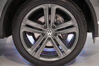 USED 2017 67 VOLKSWAGEN TOUAREG 3.0 V6 R-LINE PLUS TDI BLUEMOTION TECHNOLOGY 5d 259 BHP +NATIONWIDE DELIVERY AVAILABLE+