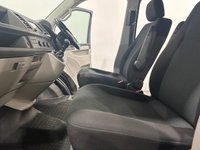 USED 2017 66 VOLKSWAGEN TRANSPORTER 2.0 T32 TDI KOMBI HIGHLINE BMT 148 BHP 