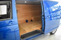 USED 2021 21 VOLKSWAGEN TRANSPORTER T6.1 T30 2.0 TDI 150PS DSG HIGHLINE LWB Exterior Styling Pack