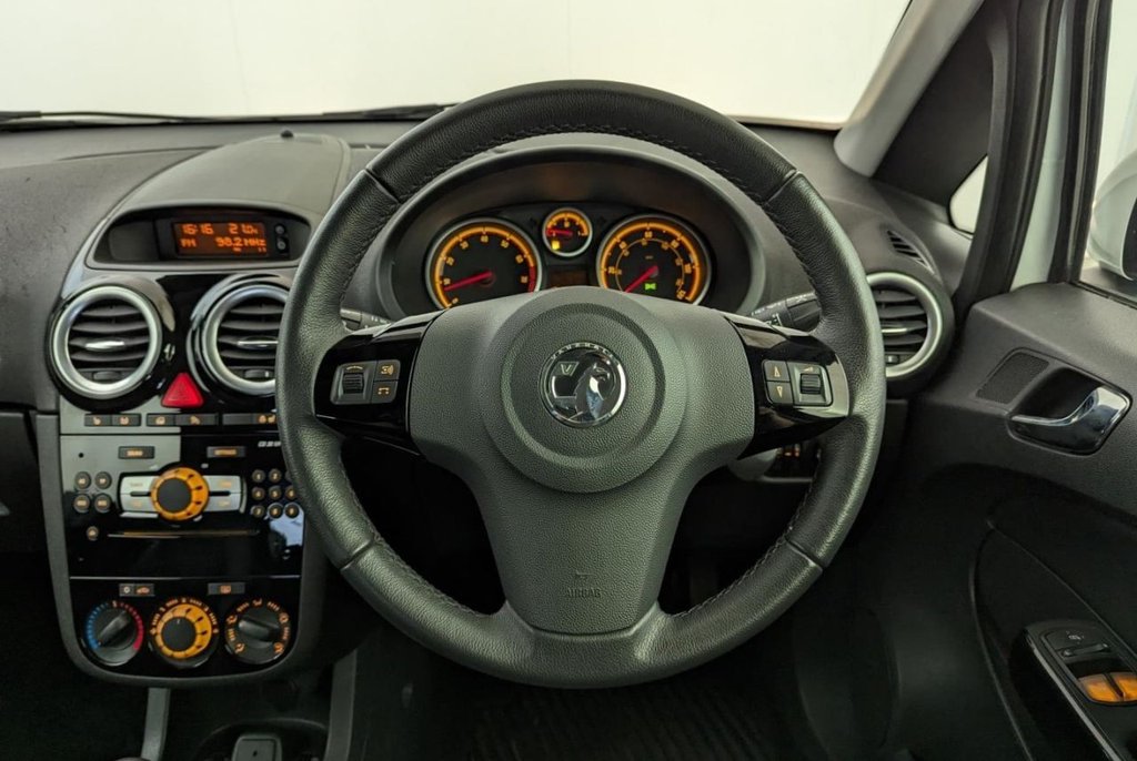 USED 2015 15 VAUXHALL CORSA 1.2 SE 3d  