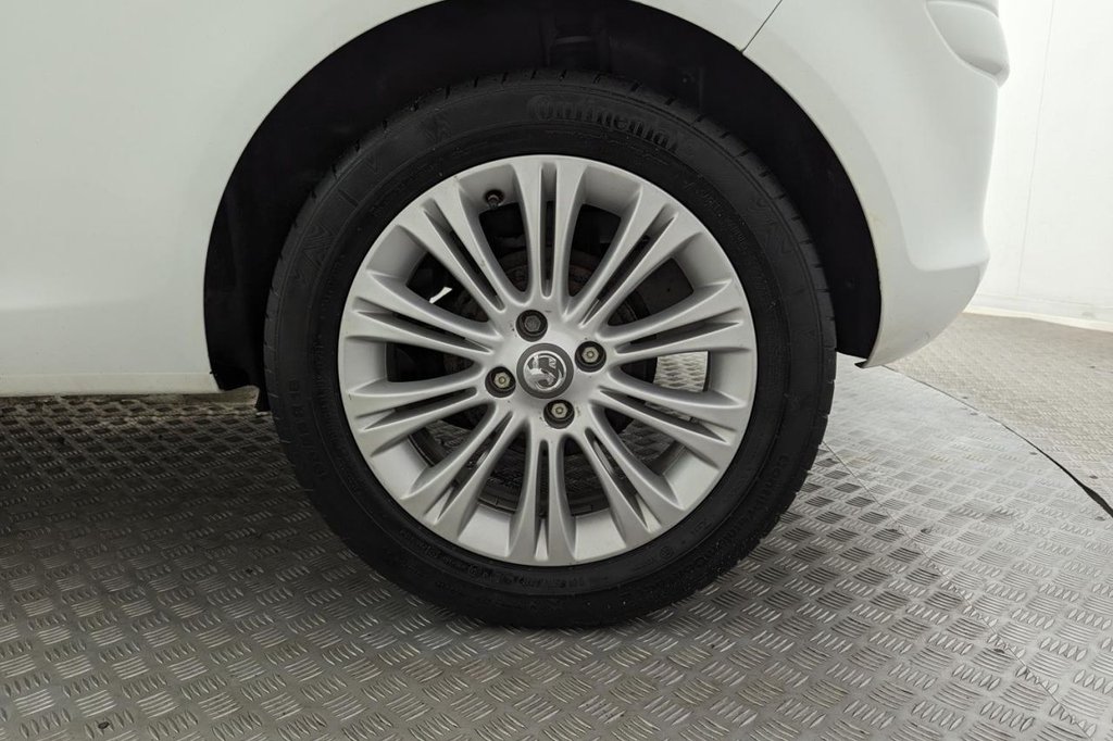 USED 2015 15 VAUXHALL CORSA 1.2 SE 3d  