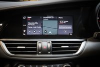 USED 2022 22 ALFA ROMEO GIULIA 2.9 V6 BITURBO QUADRIFOGLIO 4d 503 BHP 1 OWNER STUNNING CAR, SERVICE PACK AND EXTENDED WARRANTY, VULCANO METALLIC BLACK, REV CAMERA, CARBON EXT PACK, CRUISE CONTROL, GREAT FINANCE DEALS, GENEROUS PART EXCHANGE.