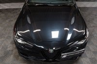 USED 2022 22 ALFA ROMEO GIULIA 2.9 V6 BITURBO QUADRIFOGLIO 4d 503 BHP 1 OWNER STUNNING CAR, SERVICE PACK AND EXTENDED WARRANTY, VULCANO METALLIC BLACK, REV CAMERA, CARBON EXT PACK, CRUISE CONTROL, GREAT FINANCE DEALS, GENEROUS PART EXCHANGE.