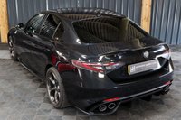 USED 2022 22 ALFA ROMEO GIULIA 2.9 V6 BITURBO QUADRIFOGLIO 4d 503 BHP 1 OWNER STUNNING CAR, SERVICE PACK AND EXTENDED WARRANTY, VULCANO METALLIC BLACK, REV CAMERA, CARBON EXT PACK, CRUISE CONTROL, GREAT FINANCE DEALS, GENEROUS PART EXCHANGE.