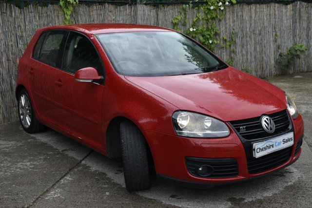 View our VOLKSWAGEN GOLF