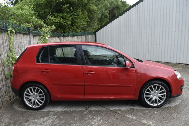 View our VOLKSWAGEN GOLF