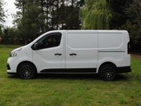 USED 2015 65 RENAULT TRAFIC 1.6 SL27 BUSINESS PLUS ENERGY DCI S/R P/V 120 BHP www.suffolkcarcentre.co.uk - Located at Ilketshall
