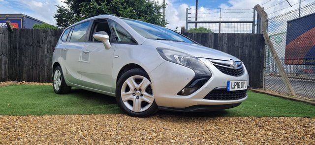 2016 16 Vauxhall Zafira Tourer 1.6 EXCLUSIV CDTI ECOFLEX S/S 5d 134 BHP