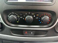 USED 2015 15 RENAULT TRAFIC 1.6 SL27 SPORT DCI S/R P/V 115 BHP 