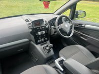 USED 2010 10 VAUXHALL ZAFIRA 1.8 DESIGN 5d 139 BHP 