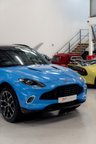 USED 2020 70 ASTON MARTIN DBX V8 550 5dr Touchtronic 4.0 CERAMIC BLUE BIG SPECIFICATION