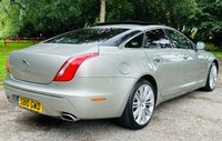 USED 2010 10 JAGUAR XJ 3.0 D V6 PORTFOLIO SWB 4d 275 BHP 