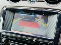 USED 2010 10 JAGUAR XJ 3.0 D V6 PORTFOLIO SWB 4d 275 BHP 
