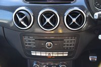 USED 2017 67 MERCEDES-BENZ B-CLASS 1.5 B 180 D AMG LINE 5d 107 BHP ULEZ Free | 2 Keys | Full Mercedes-Benz Service History | Apple CarPlay | 6 Speed Manual | MOT Valid (29/09/2024)