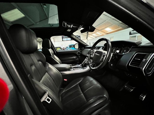 View our LAND ROVER RANGE ROVER SPORT