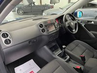 USED 2008 08 VOLKSWAGEN TIGUAN 2.0 TDI SE SUV 5dr Diesel Manual 4WD Euro 4 (140 ps) Rear Privacy Glass, AUX, A/C