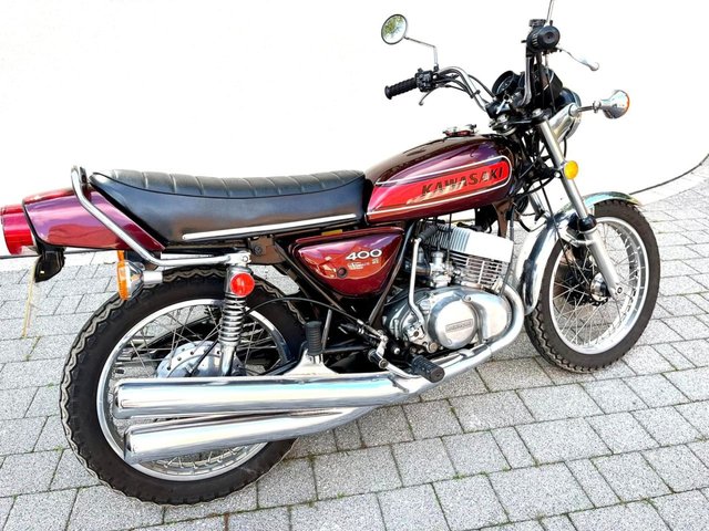 1974 M Kawasaki S3 Mach II 400SS Roadster Retro 2 Stroke Classic