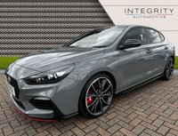 USED 2020 70 HYUNDAI I30 FASTBACK N SAT NAV - BLUETOOTH HANDSFREE - USB INPUT - WIRELESS CHARGING - DAB RADIO - CRUISE CONTROL