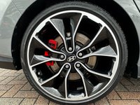 USED 2020 70 HYUNDAI I30 FASTBACK N SAT NAV - BLUETOOTH HANDSFREE - USB INPUT - WIRELESS CHARGING - DAB RADIO - CRUISE CONTROL