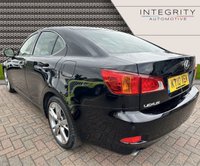 USED 2010 10 LEXUS IS 2.5 250 SE-L 4d 204 BHP SATELLITE NAVIGATION - BLUETOOTH - HEATED SEATS - 18" ALLOYS - FRONT AND REAR PARKING SENSORS - HEATED SEATS - ELECTRIC MEMORY SEATS - LEATHER SEATS - USB INTERFACE