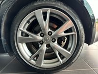 USED 2010 10 LEXUS IS 2.5 250 SE-L 4d 204 BHP SATELLITE NAVIGATION - BLUETOOTH - HEATED SEATS - 18" ALLOYS - FRONT AND REAR PARKING SENSORS - HEATED SEATS - ELECTRIC MEMORY SEATS - LEATHER SEATS - USB INTERFACE