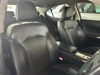 USED 2010 10 LEXUS IS 2.5 250 SE-L 4d 204 BHP SATELLITE NAVIGATION - BLUETOOTH - HEATED SEATS - 18" ALLOYS - FRONT AND REAR PARKING SENSORS - HEATED SEATS - ELECTRIC MEMORY SEATS - LEATHER SEATS - USB INTERFACE