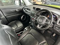 USED 2017 64 JEEP RENEGADE 2.0 M-JET LIMITED 5d 138 BHP U CONNECT NAVIGATION - USB INTERFACE - BLUETOOTH HANDSFREE - 18" ALLOY WHEELS - DAB RADIO - VISABILITY PACK - FRONT AND REAR PARK ASSIST - HEATED FRONT SEATS - DARK TINTED WINDOWS - FUNCTION PACK (KEYLESS ENTRY AND DRIVE - FOLDIING MIRRORS)