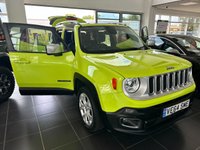 USED 2017 64 JEEP RENEGADE 2.0 M-JET LIMITED 5d 138 BHP U CONNECT NAVIGATION - USB INTERFACE - BLUETOOTH HANDSFREE - 18" ALLOY WHEELS - DAB RADIO - VISABILITY PACK - FRONT AND REAR PARK ASSIST - HEATED FRONT SEATS - DARK TINTED WINDOWS - FUNCTION PACK (KEYLESS ENTRY AND DRIVE - FOLDIING MIRRORS)