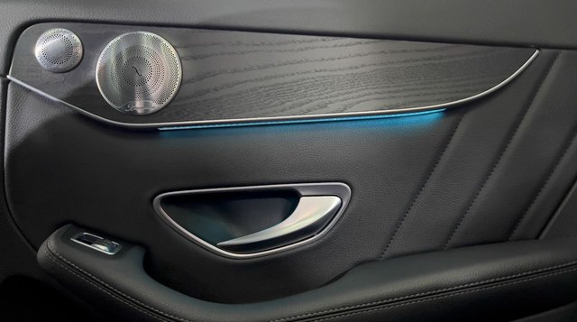 2018 Mercedes-Benz GLC - Photo 11