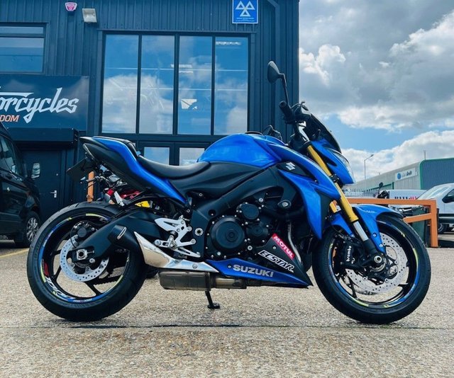 2016 66 Suzuki Gsxs 1000 ABS - BUY ONLINE 24 HRS A DAY - FINANCE AVAILABLE - ALL TYPES OF CREDIT ACCEPTED