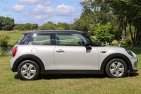 USED 2019 69 MINI HATCH COOPER 1.5 Cooper Classic II 3dr Automatic [Comfort Pack] Euro 6 (DAB Radio, Visual Boost, Heated Seats, Bluetooth, Air Con) !! NATIONWIDE DELIVERY AVAILABLE !!