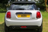 USED 2019 69 MINI HATCH COOPER 1.5 Cooper Classic II 3dr Automatic [Comfort Pack] Euro 6 (DAB Radio, Visual Boost, Heated Seats, Bluetooth, Air Con) !! NATIONWIDE DELIVERY AVAILABLE !!